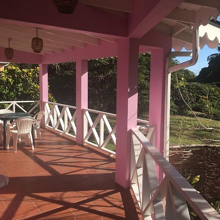 Willa The Pink House Choiseul Zewnętrze zdjęcie